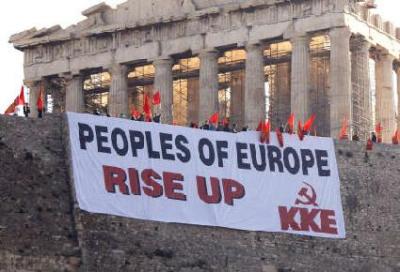 Hellas' kommunistparti KKE med klart budskap fra Akropolis (Bilde: KKE)